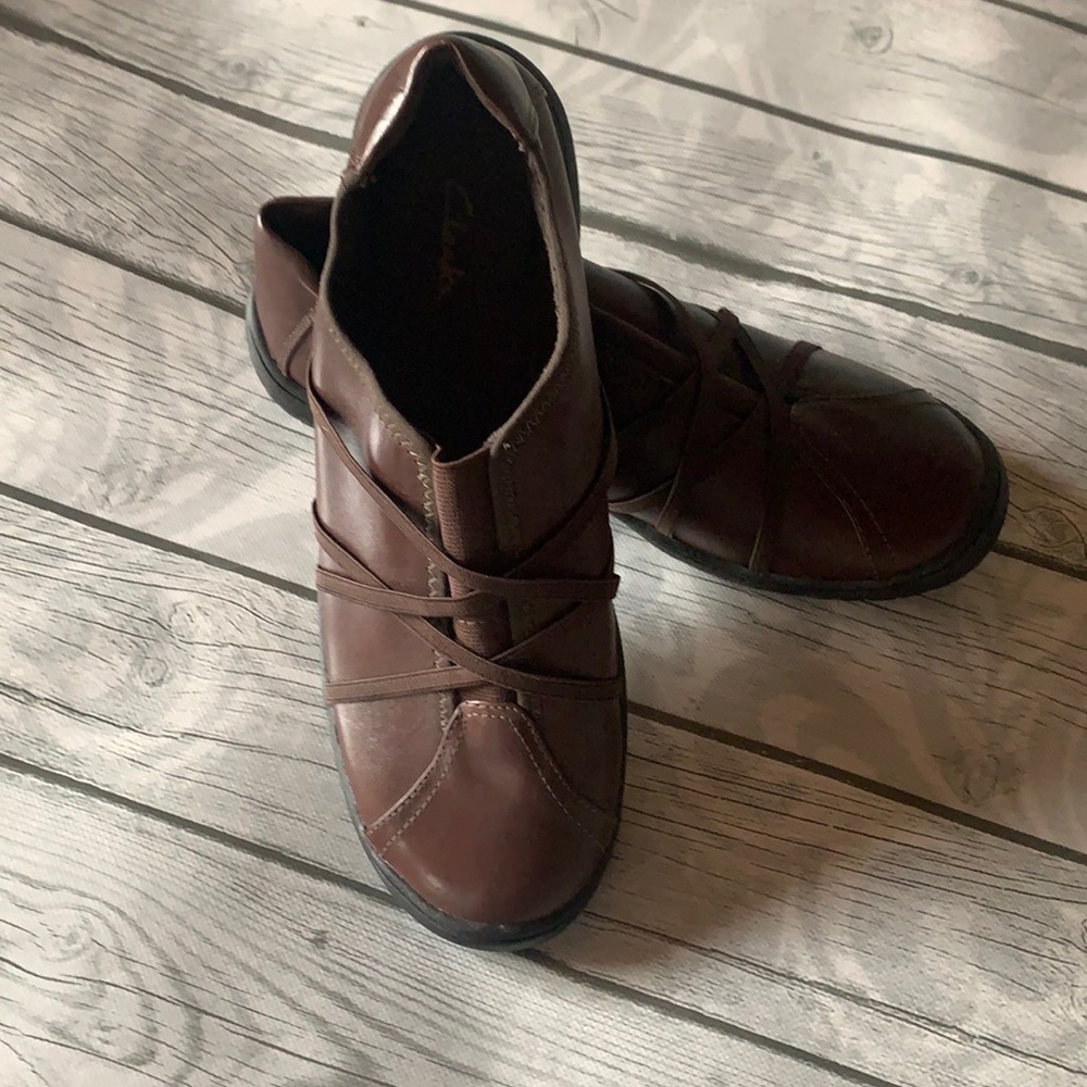 Clarks dress shoes
